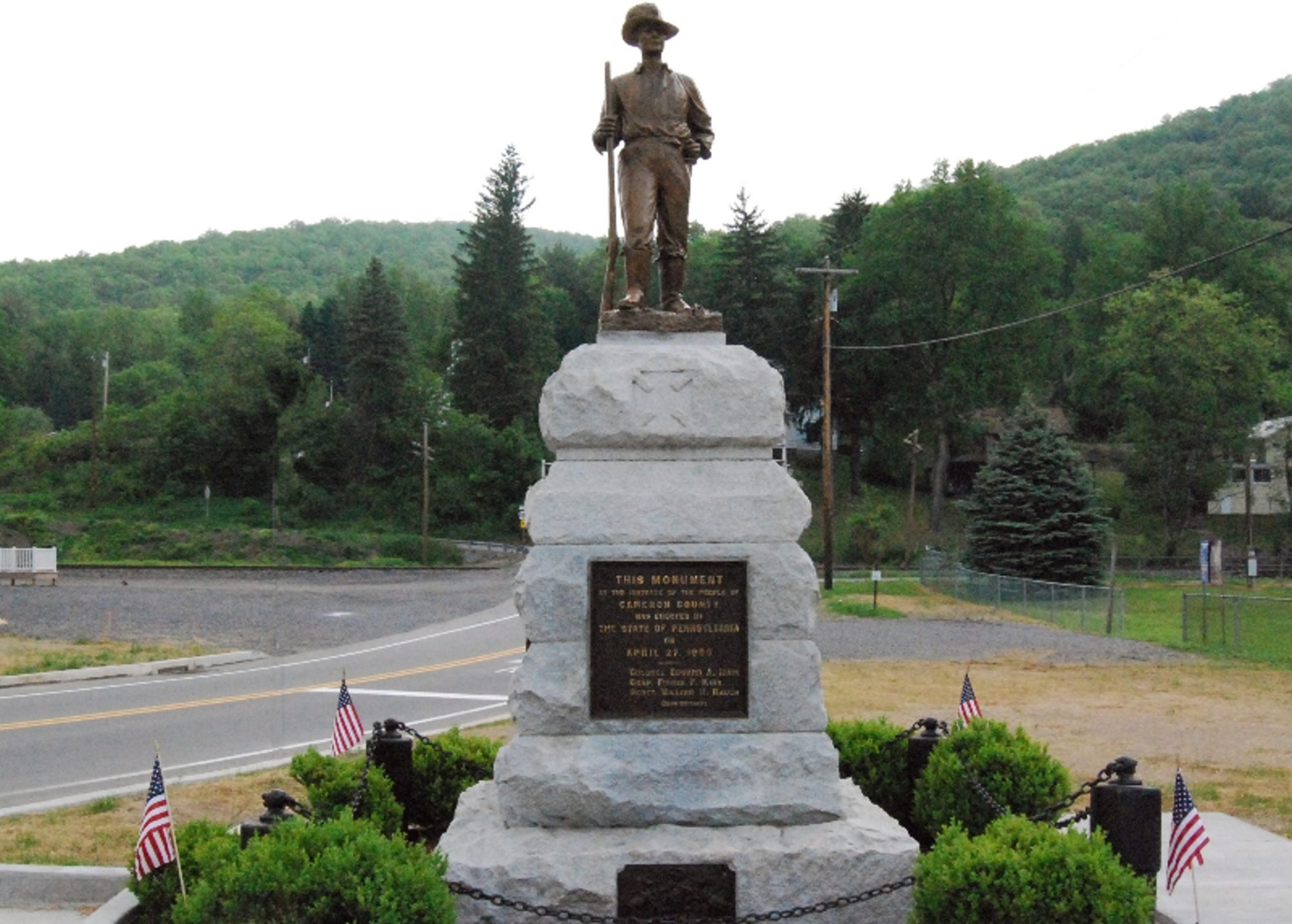 Discover the Driftwood/Bucktail Monument